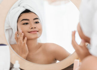 How To Take Care Of Your Acne-Prone Skin During Summertime